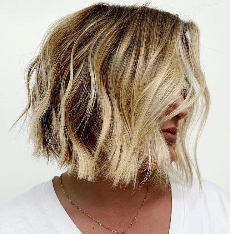 wavy blunt bob